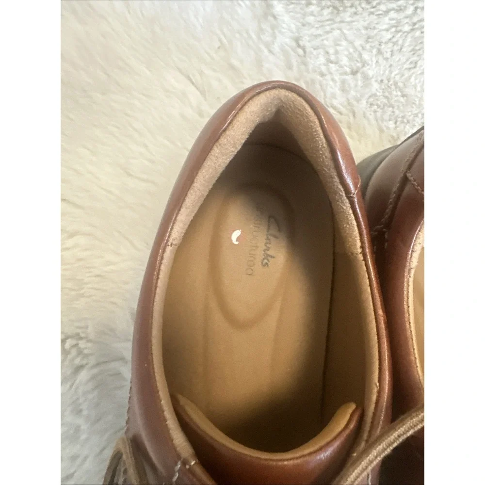 Clarks Mens Un‎ Abode Ease Oxfords Shoes Solid Brown Leather Lace Up 10